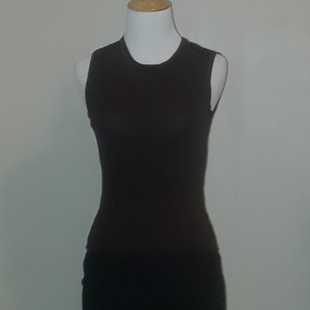 Caslon brown sleeveless top